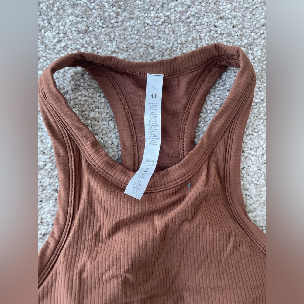 Lulu lemon Nulu ribbed razorback tank